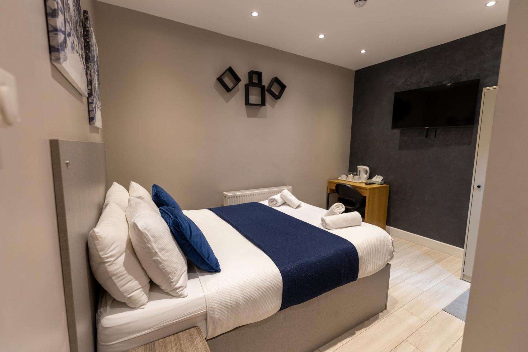 Paragraph Edmonton Palmers Green Exteriör bild
