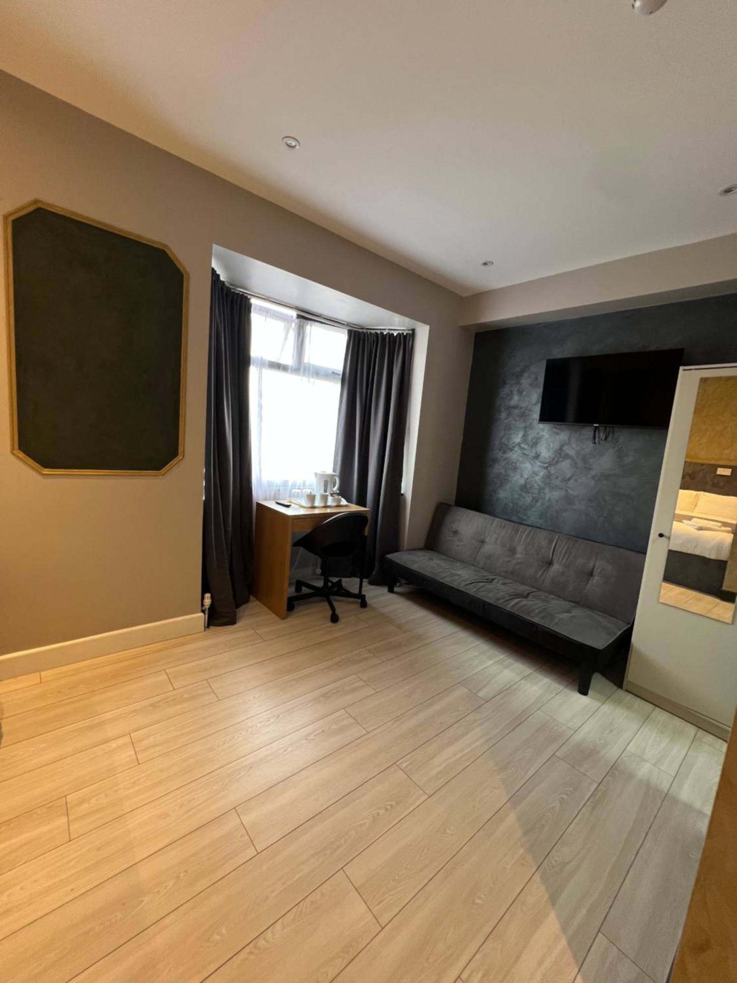 Paragraph Edmonton Palmers Green Exteriör bild