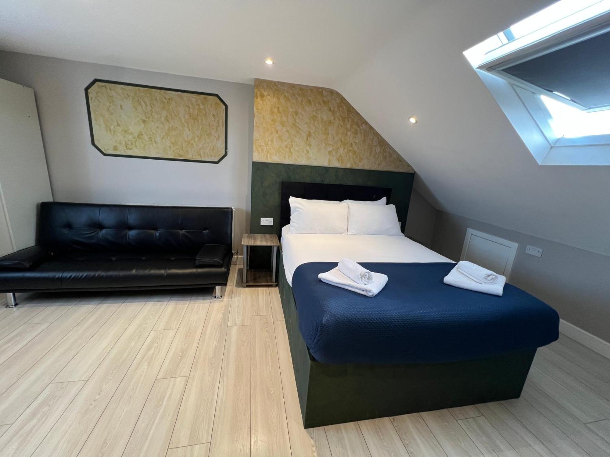 Paragraph Edmonton Palmers Green Exteriör bild